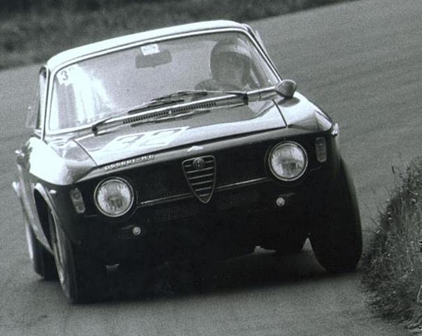 Alfa Romeo Giulia Coupé 1300 GTA Junior Corsa